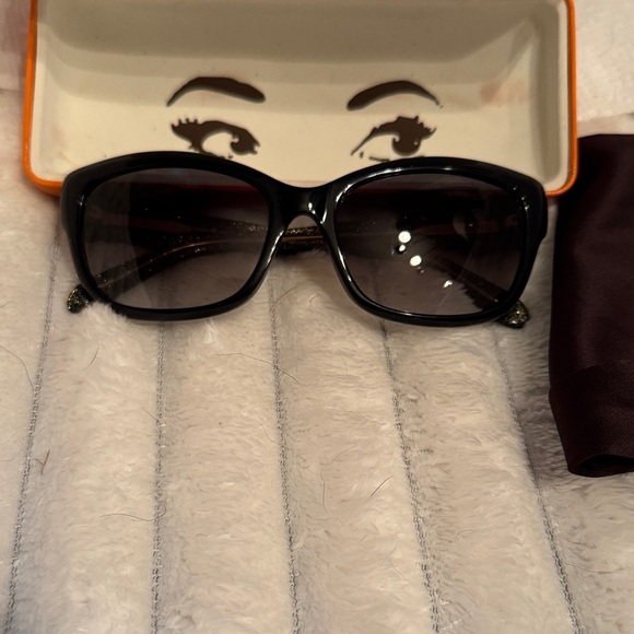 Kate Spade Vibrant Pink Eyewear Case - Picture 5 of 8